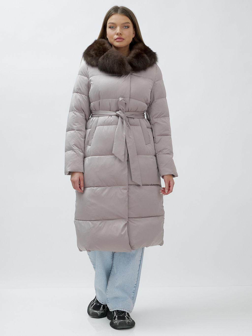 с мехом песец люкс класса Пальто зимние Бренд Visdeer, бежевого цвета  фото 2