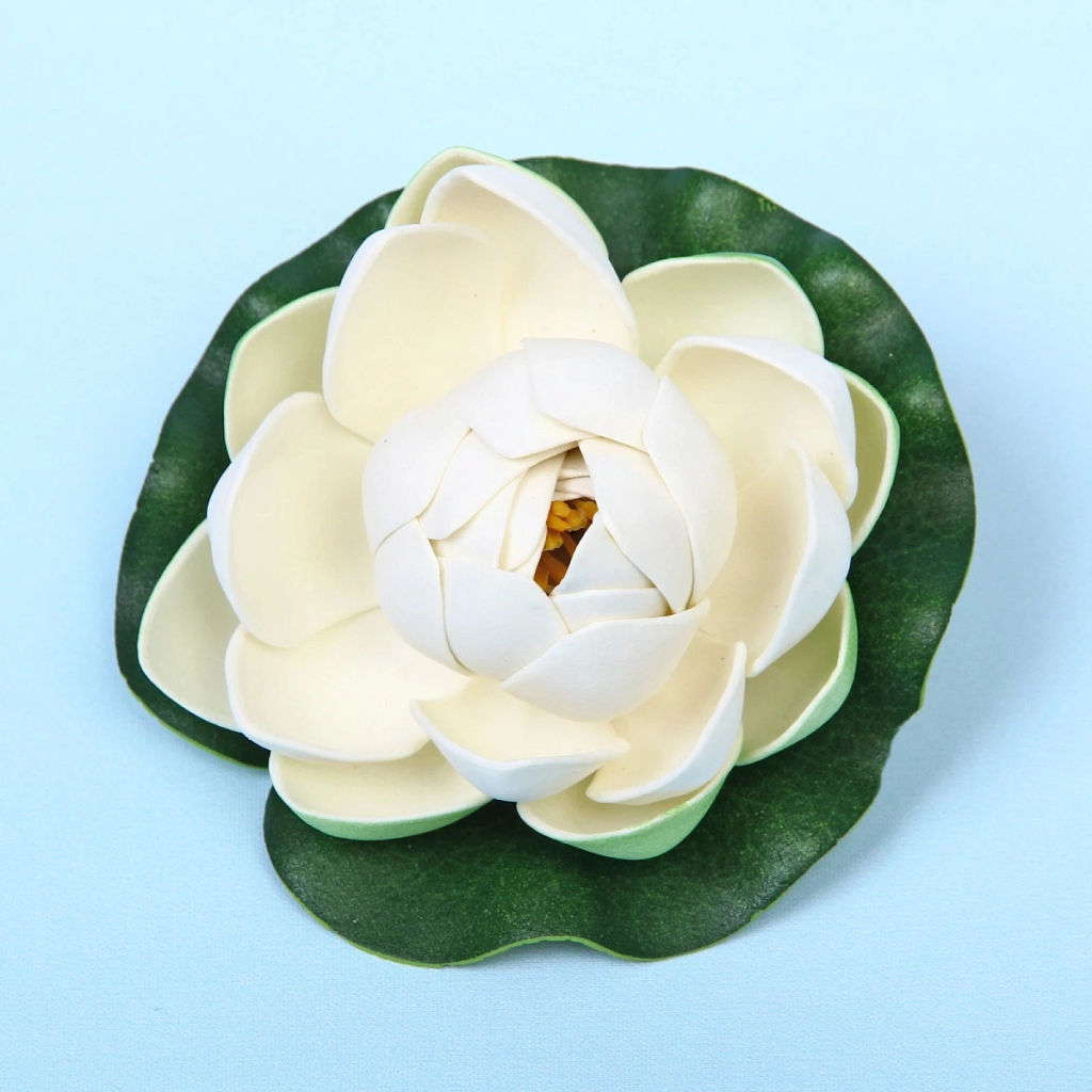 Цена за 5 шт. Растение водоплавающее "Кувшинка Розитта" d-10см белая