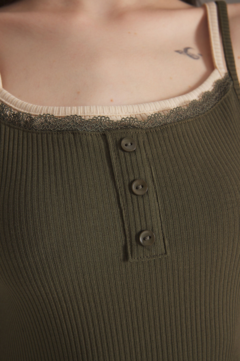 TRENDYOLMILLA Lacivert Cift Katl? Dantel Detayl? Fitilli Fitted/Vucuda Oturan Orme Atlet TWOSS25AL00035 фото 9