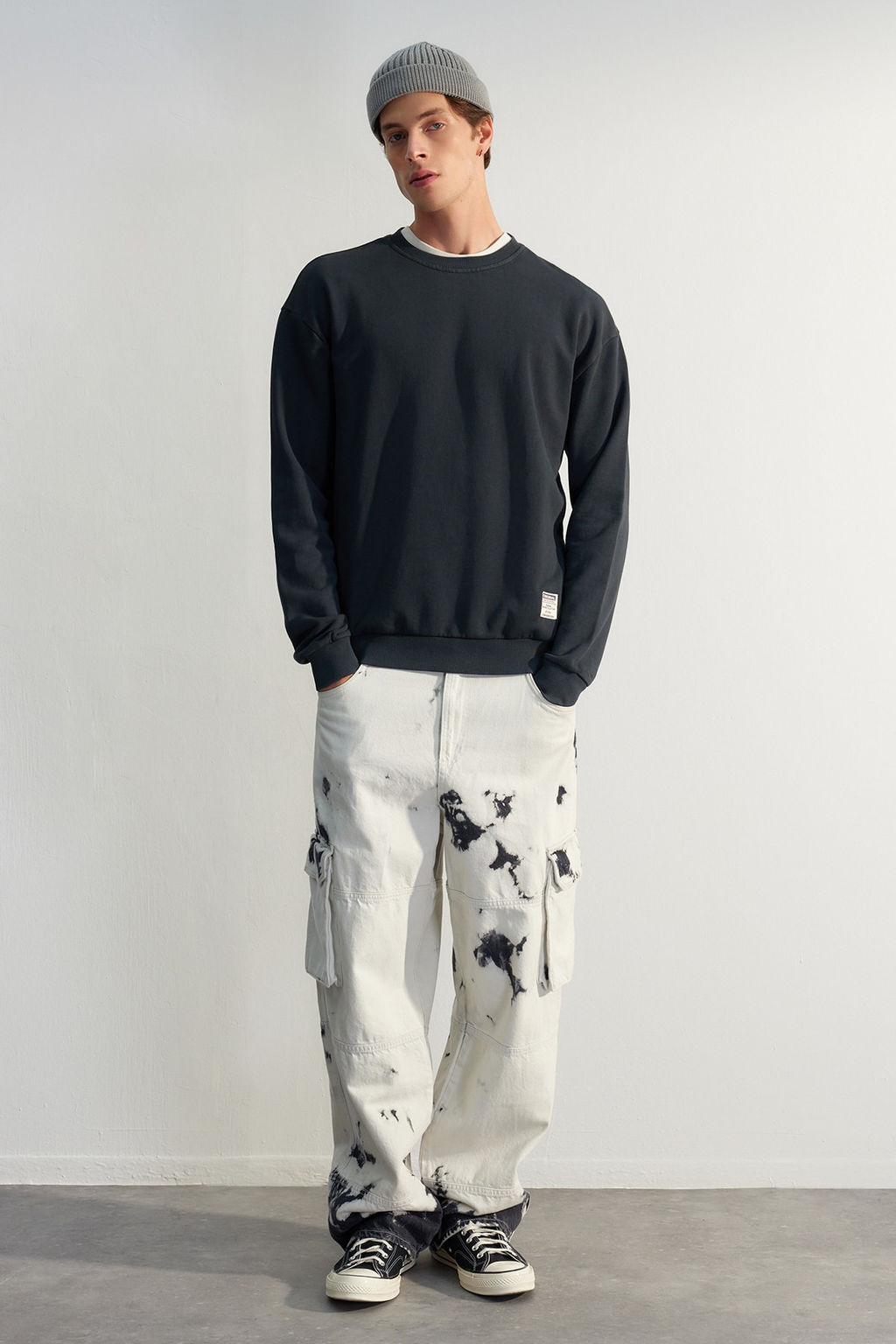 TRENDYOL MAN Yesil %100 Pamuk Premium Oversize/Genis Kesim Eskitme/Soluk Efektli Sweatshirt TMNAW24SW00021 - Trendyolmilla фото 3