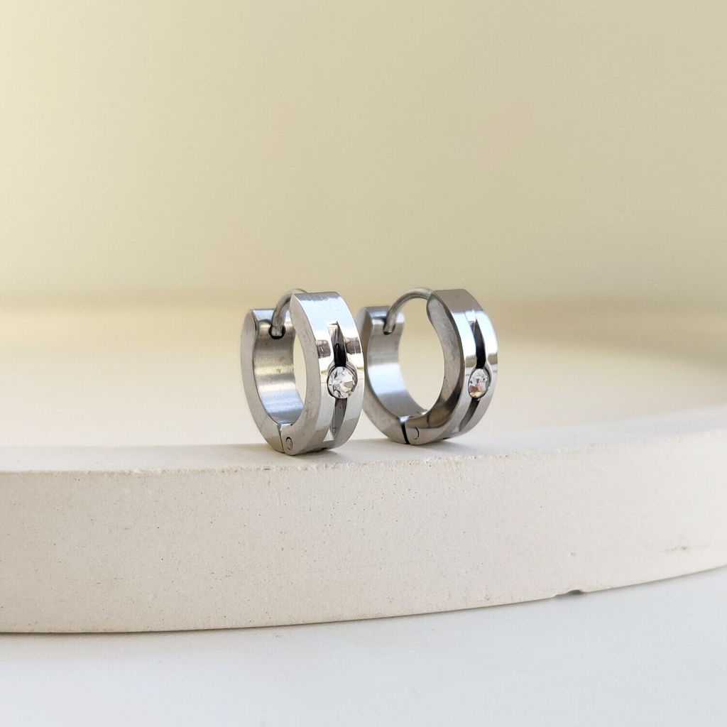 Серьги из стали