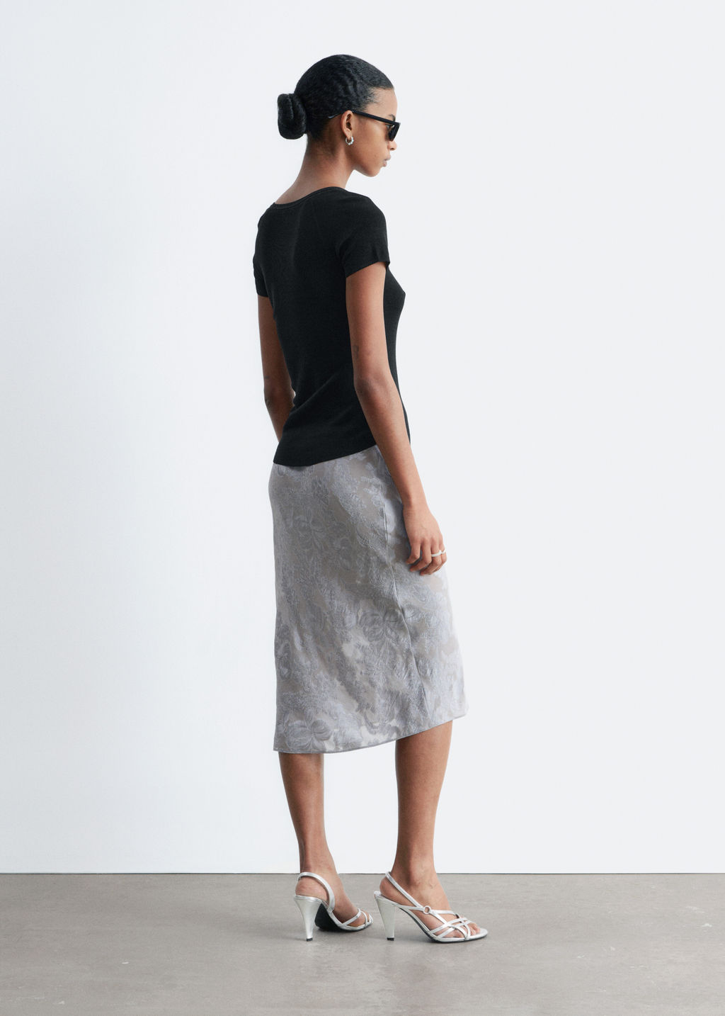 Top con lazo en el frontal - H&m фото 5