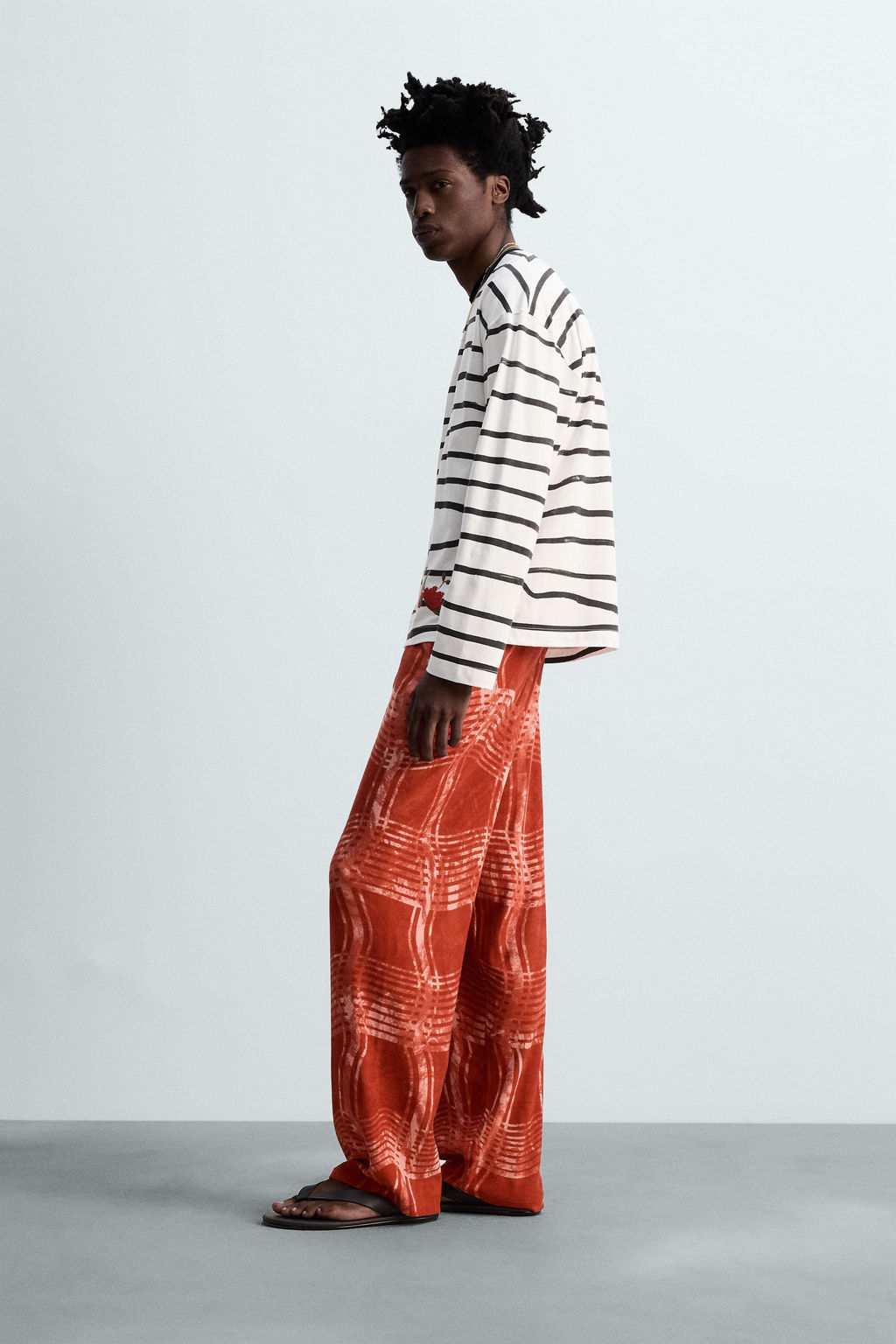 GRAPHIC PRINT KNIT TROUSERS  OTIS KWAME KYE QUAICOE - Zara фото 13