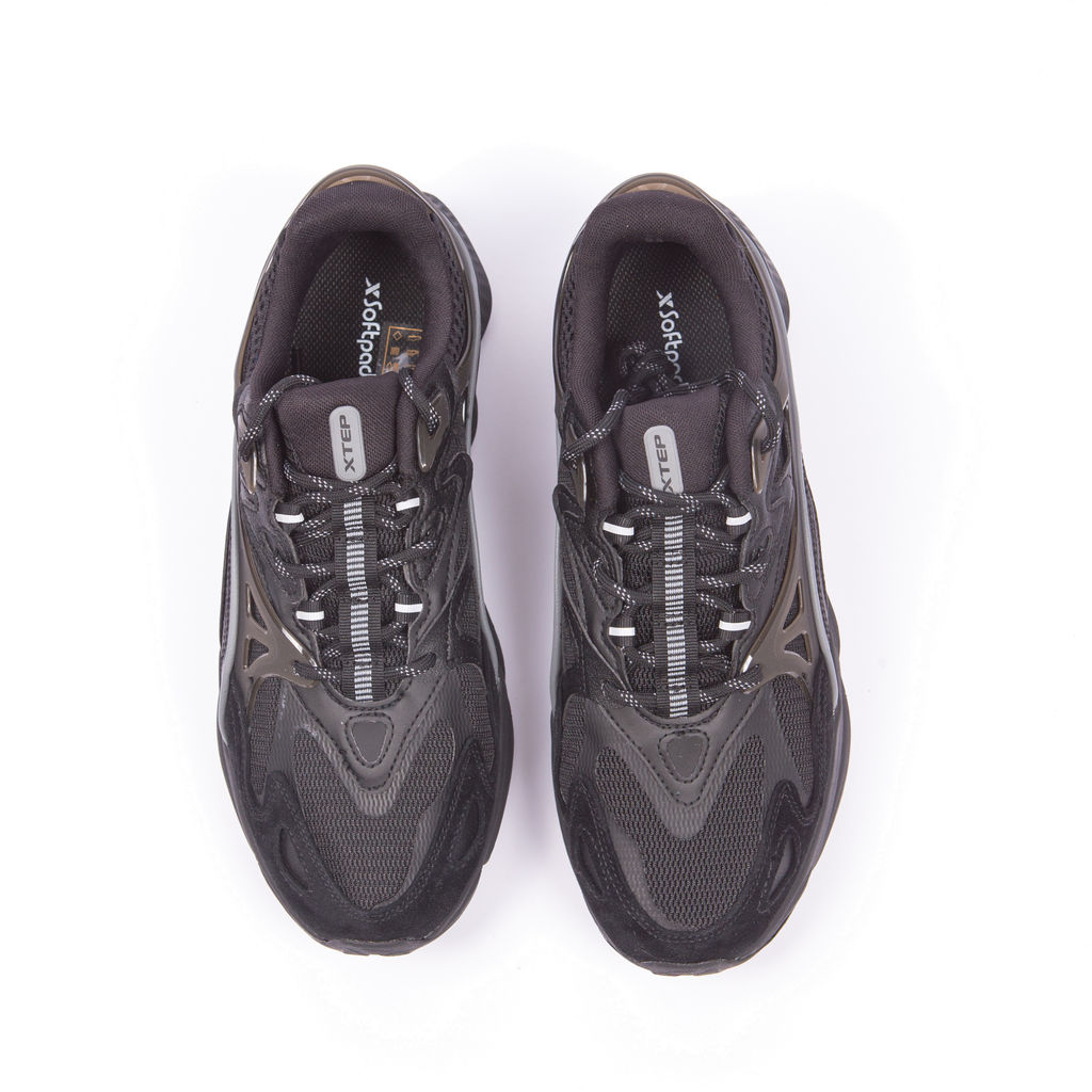 Кроссовки мужские