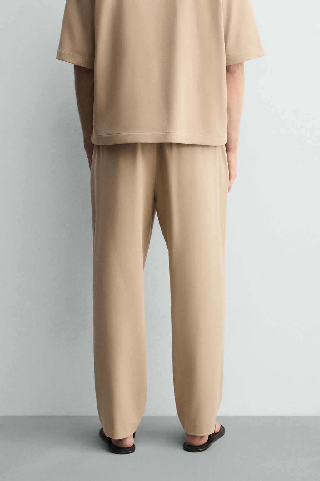 PANTAL?N REGULAR FIT CONFORT / Beige