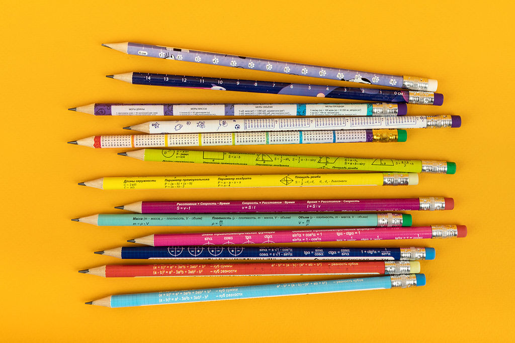 ВКФ Принты 1-PR-12Д Карандаш графитный круглый с ластиком заточенный ТМ (HB) 12 шт