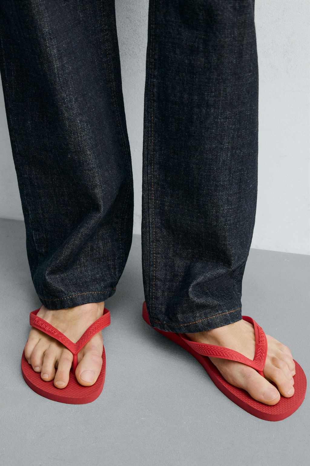 SANDALIA HAVAIANAS ® x ZARA / Rojo фото 3