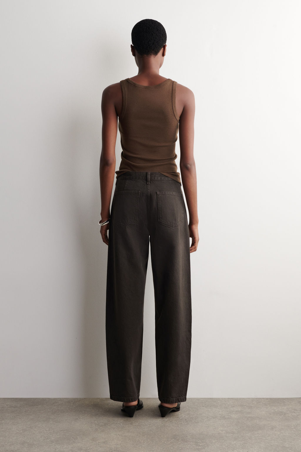 VAQUEROS STRAIGHT LEG CON BOLSILLOS DE PARCHE - H&m фото 7