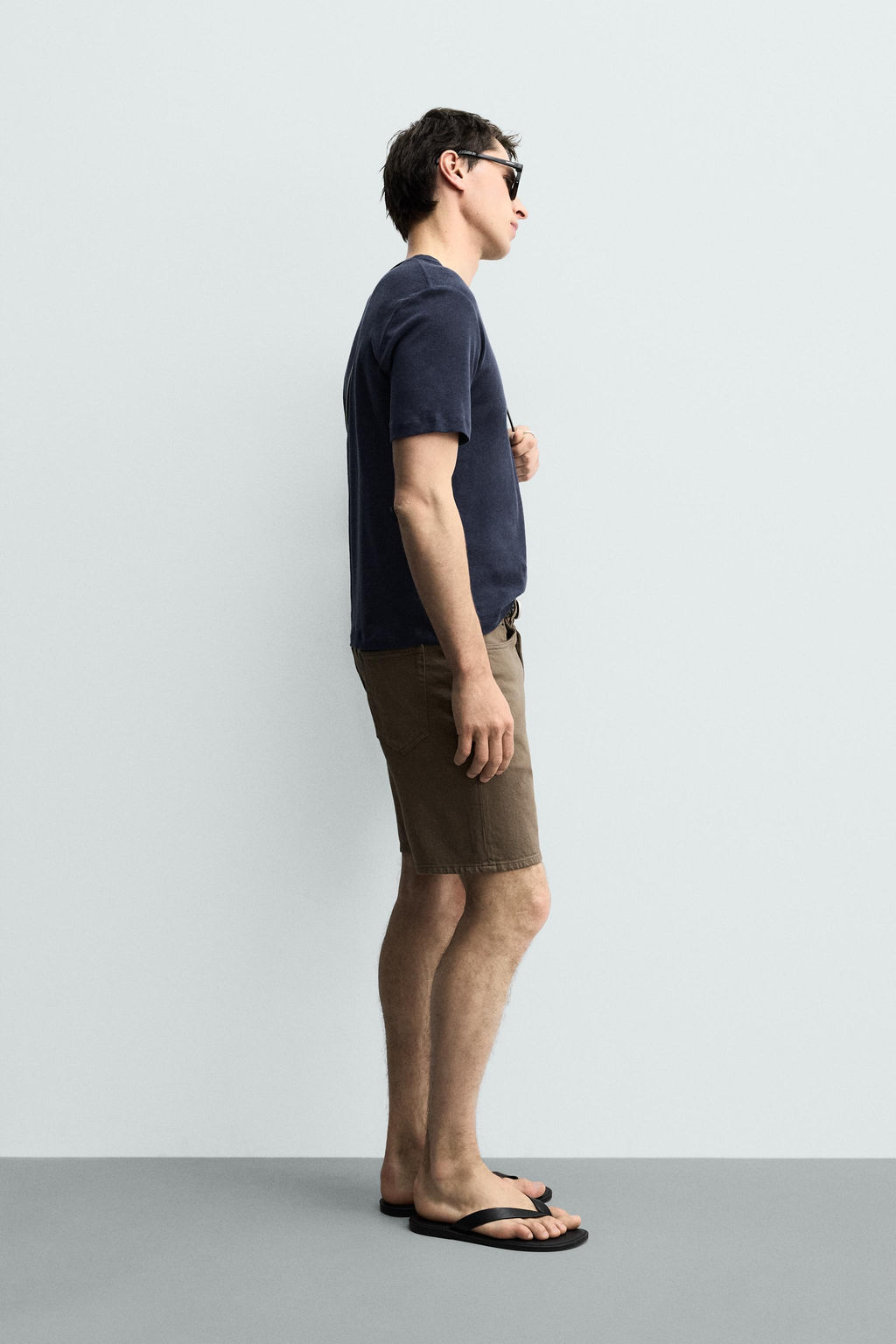 BERMUDA DENIM REGULAR FIT / Marr?n