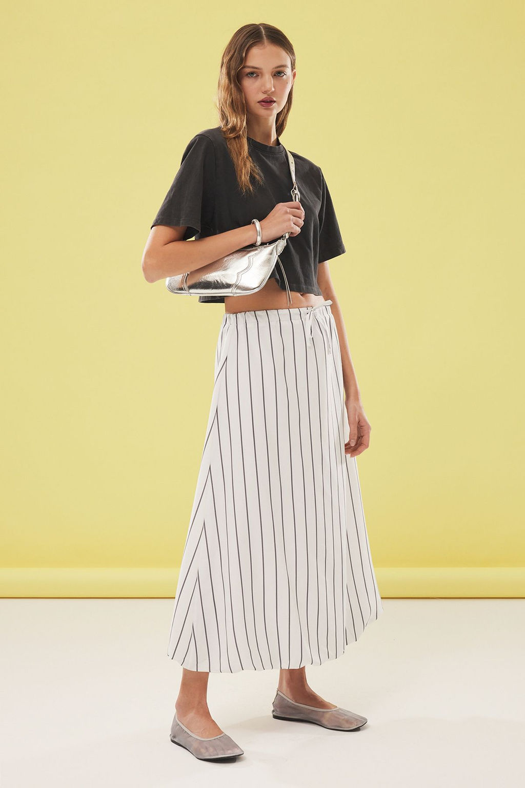 TRENDYOLMILLA Beyaz Balon Cizgili Maxi Boy Dokuma Etek TWOSS25ET00077 фото 2