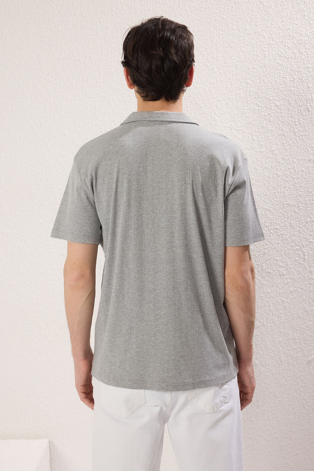 TRENDYOL MAN Ekru Regular/Normal Kesim Dokulu Basic Polo Yaka T-shirt TMNSS25PO00000 - Trendyolmilla фото 4