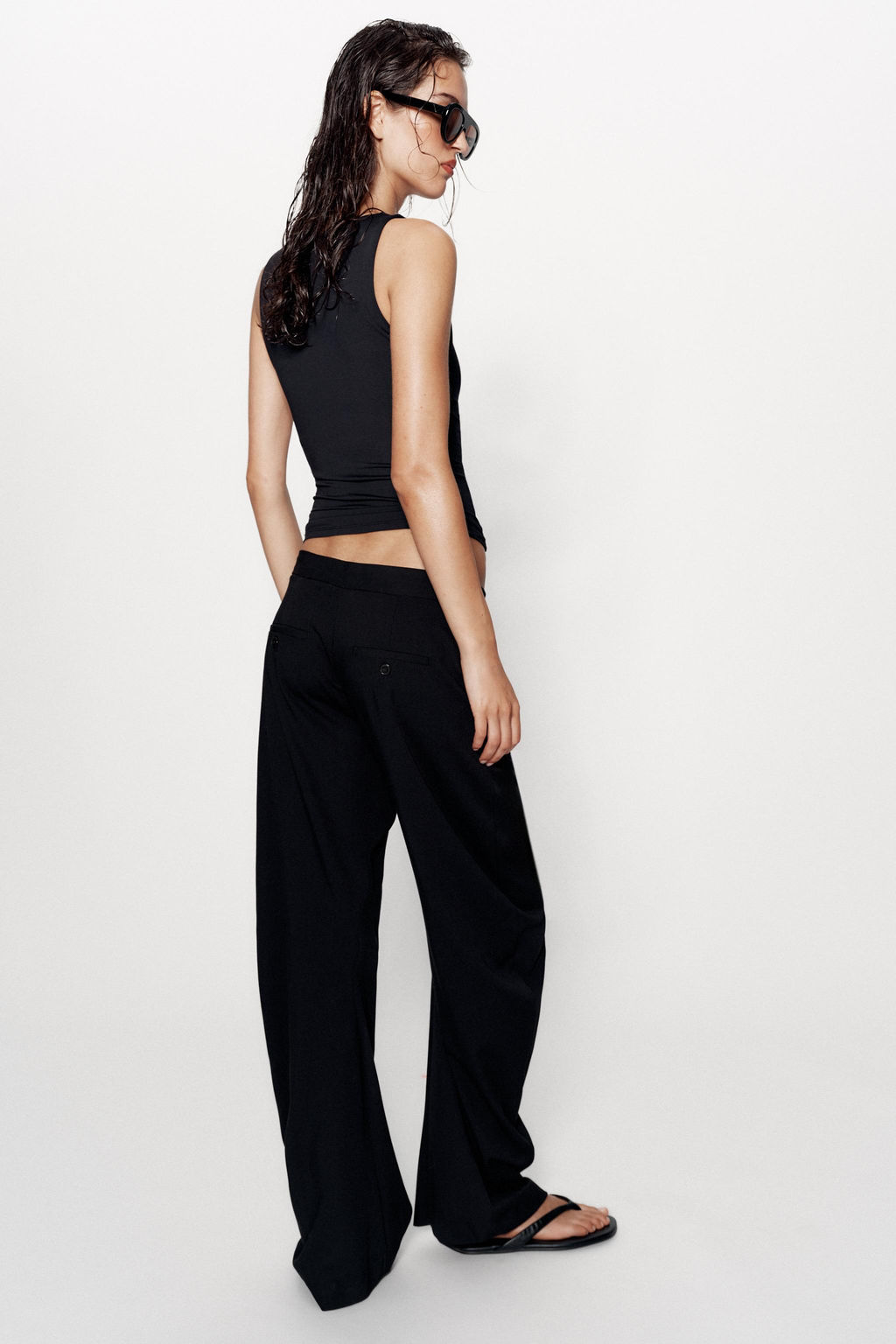 CAMISETA POLIAMIDA TIRANTE ANCHO / Negro - Zara фото 5