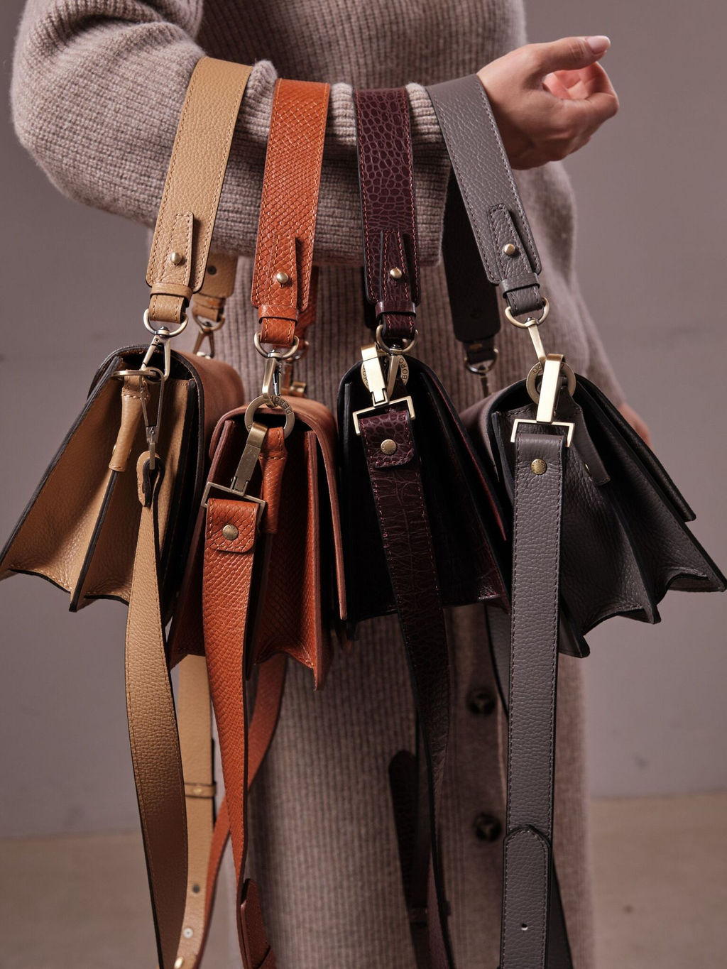 Сумка кожаная Deboro 30574 темный лес