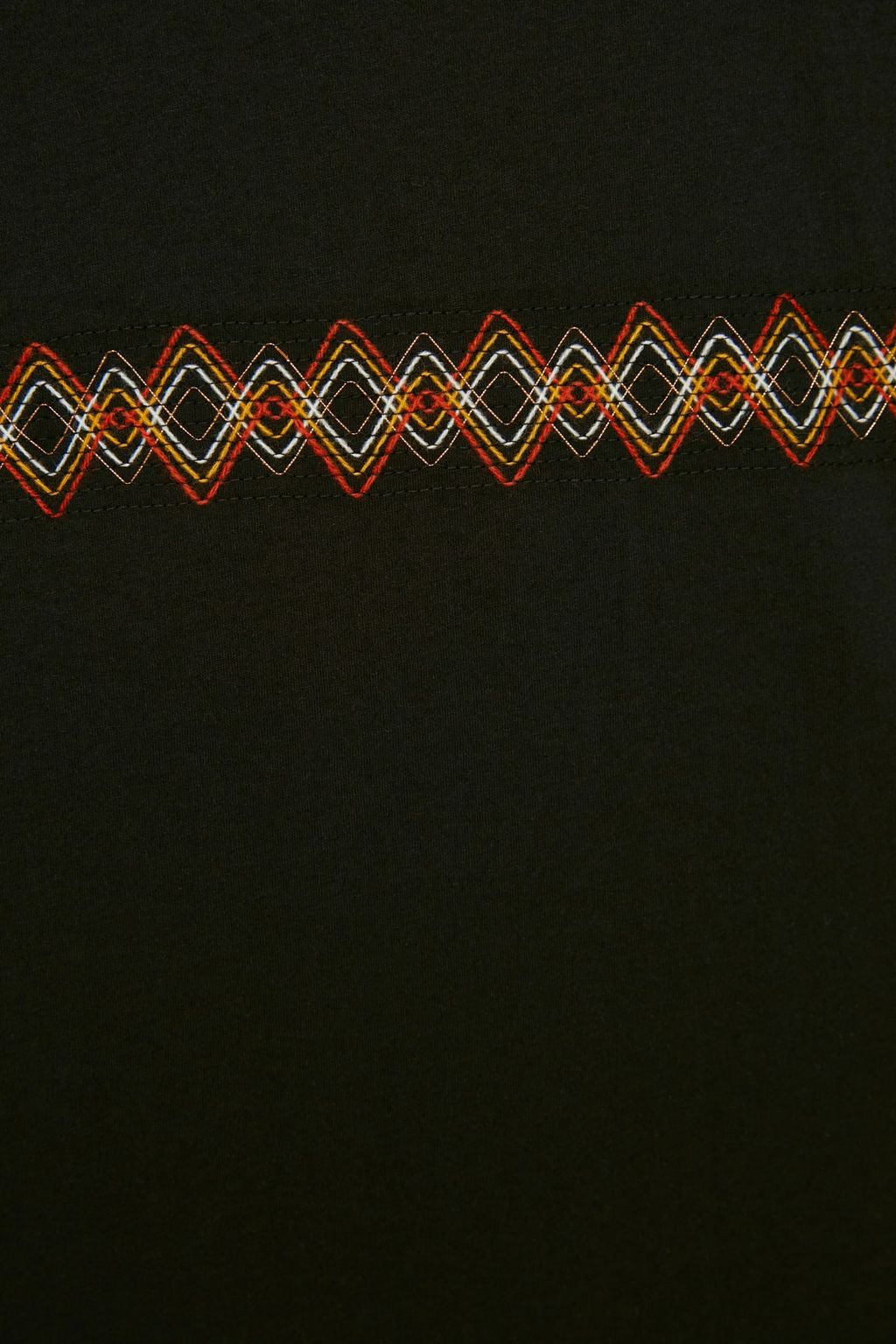 Siyah Oversize/Genis Kesim Bisiklet Yaka K?sa Kollu Islemeli %100 Pamuklu T-Shirt TMNSS21TS1889