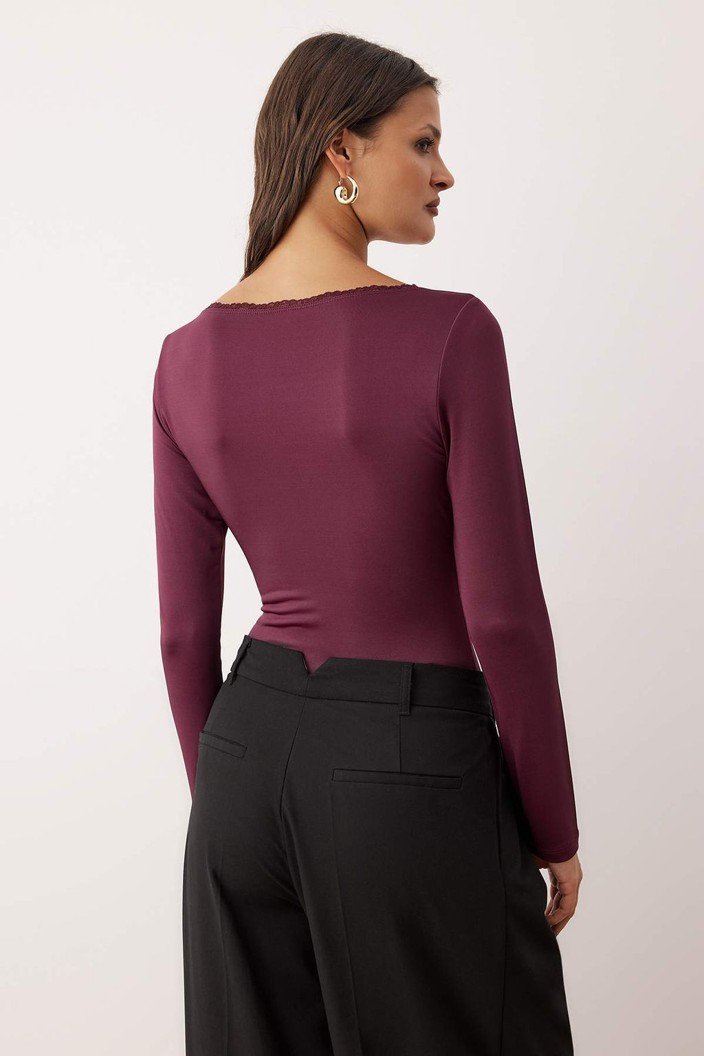 Siyah V Yaka Dantel Detayl? C?tc?tl? Esnek Orme Body TWOAW26BD00013 - Trendyolmilla фото 10