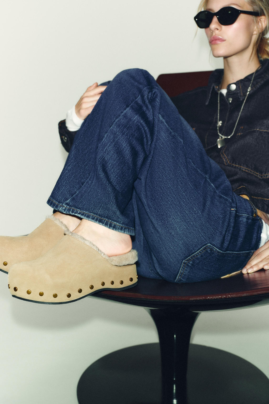 STUDDED SPLIT SUEDE CLOGS