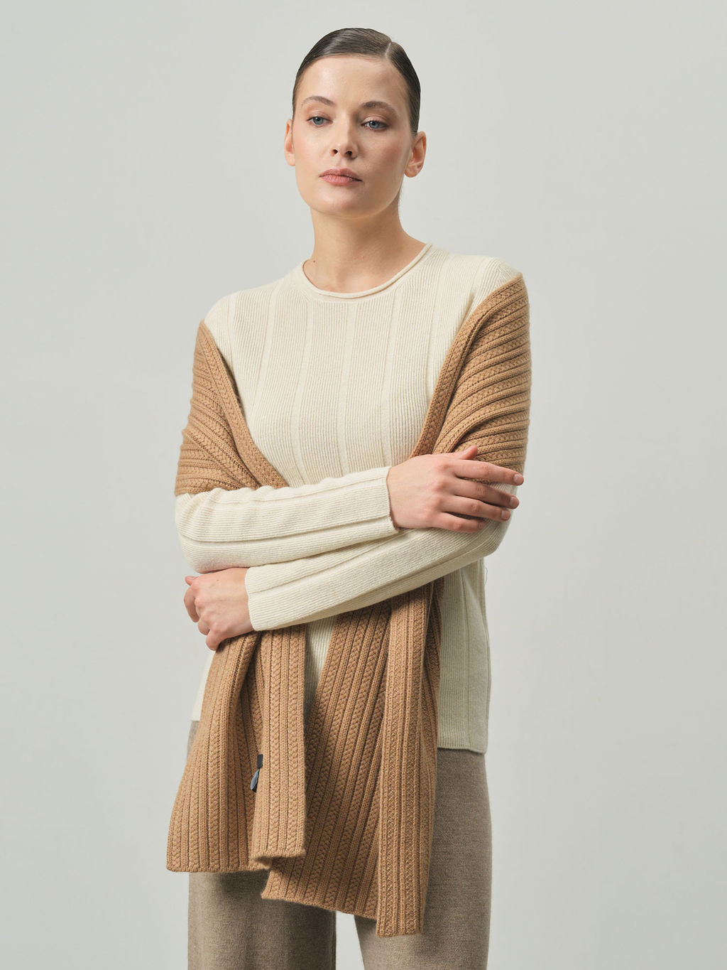 Шарф из кашемира KA211297-F кэмел