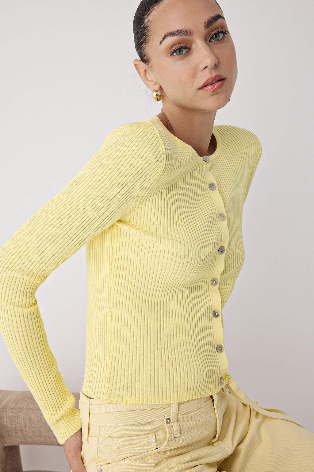 Wardrobe Essentials Sar? Merserize Gorunumlu Fitilli Triko H?rka | TWOAW26HI00118