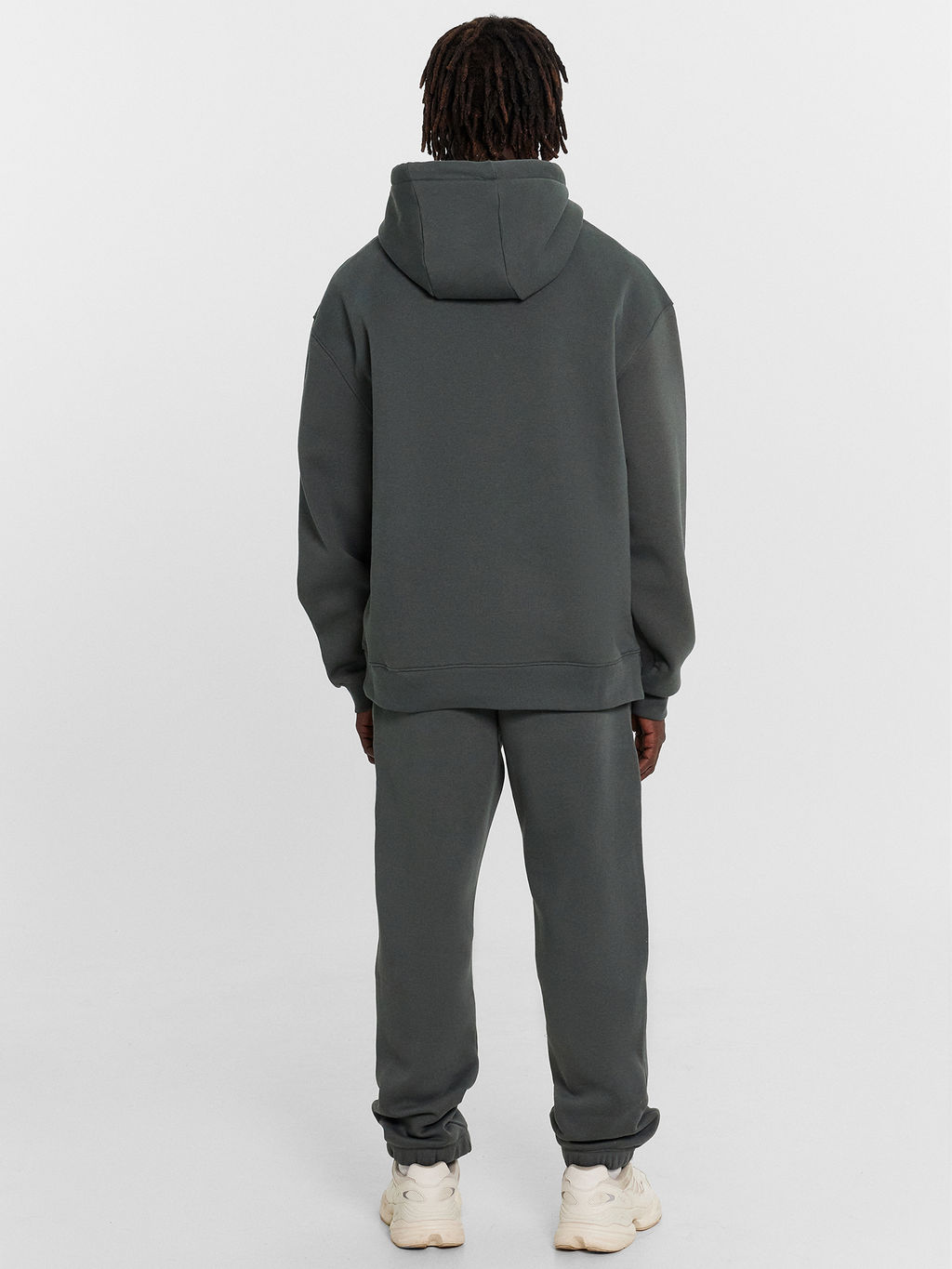 СПОРТИВНЫЙ КОСТЮМ МУЖСКОЙ (ХУДИ И ДЖОГГЕРЫ) темный лес 191027 - Mark formelle фото 4