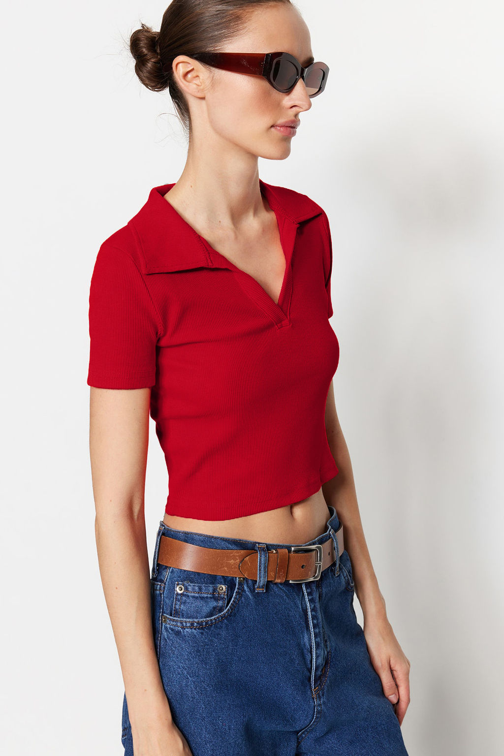 Trendyolmilla Siyah Fitted/Vucuda Oturan Crop Polo Yaka Fitilli Esnek Orme Bluz TWOSS21BZ0038  фото 45