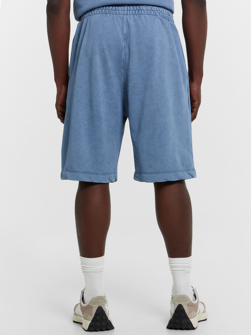 Комплект мужской синий: футболка и шорты варка на шторме 191011