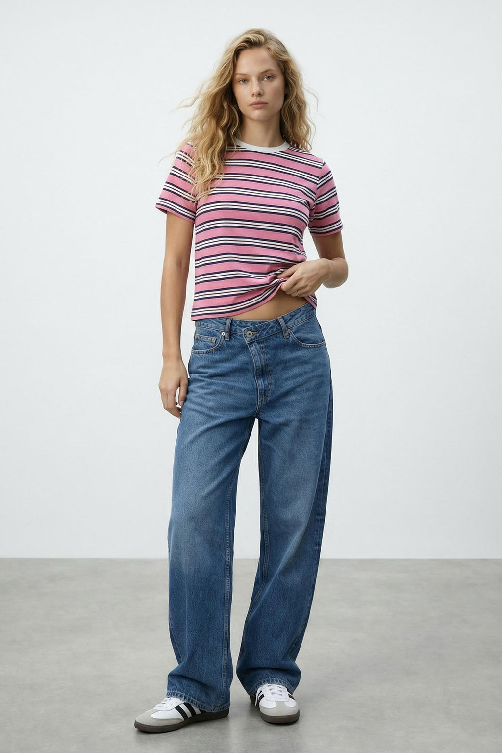 Pembe Cizgili Regular/Normal Kal?p K?sa Kollu Tok %100 Pamuk Vatkal? Orme T-Shirt TWOSS26TS00031